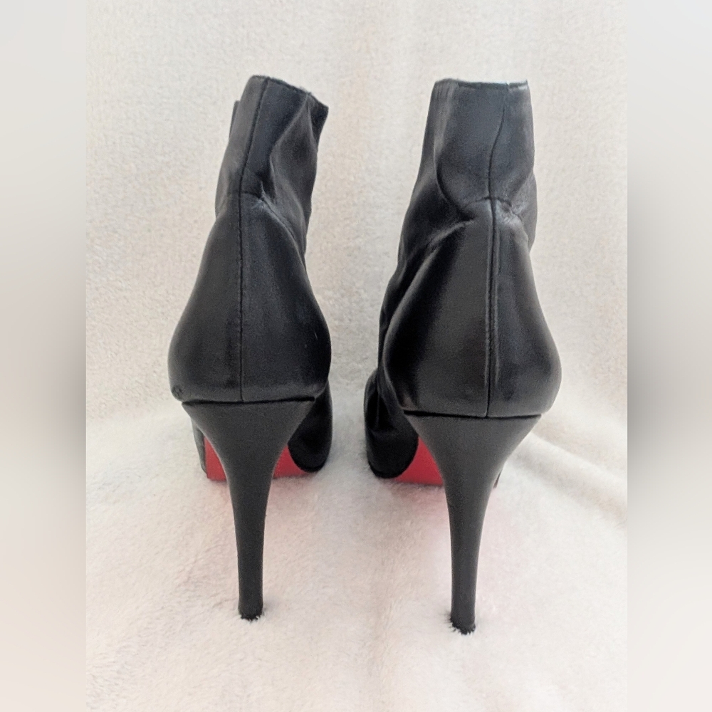Christian Louboutin Vintage Soft Black Heeled Ankle Boots with Gold Buttons - Picture 5 of 9